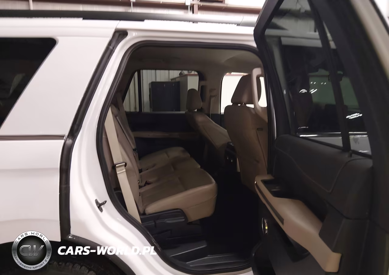 2024 Ford Expedition Xlt VIN:1FMJU1J87REA94666 - 8