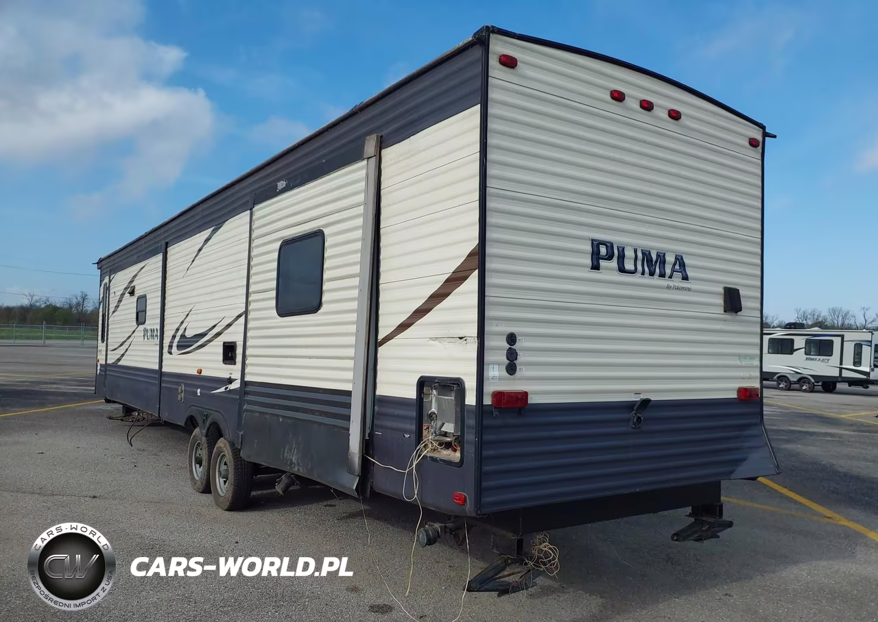 2017 Puma 32Fb VIN:4X4TPUN23HP064959 - 3