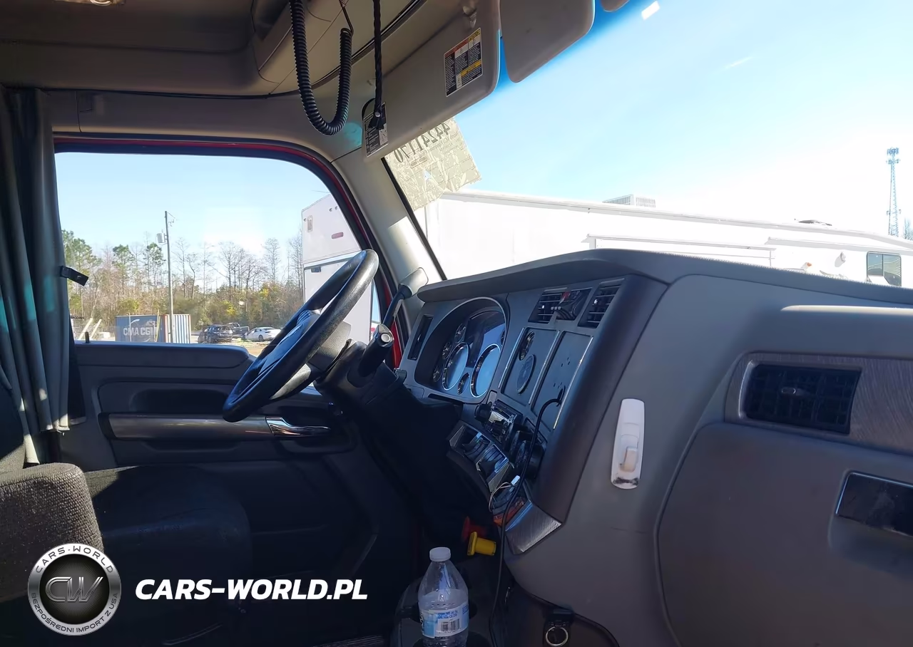 2019 Kenworth T680 VIN:1XKYDP9X4KJ239195 - 13