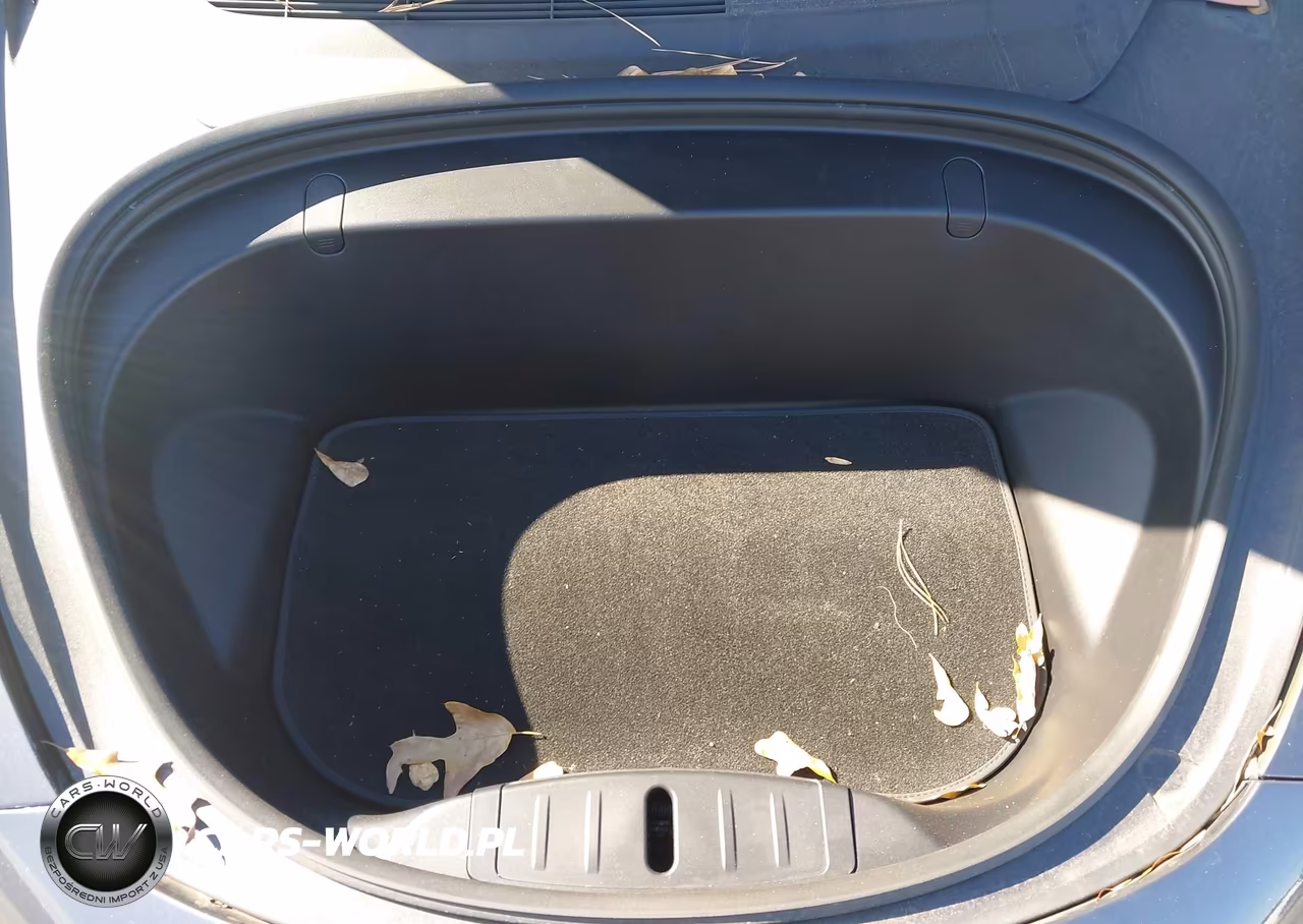 2018 Tesla Model 3 Long Range-Performance VIN:5YJ3E1EBXJF064077 - 10
