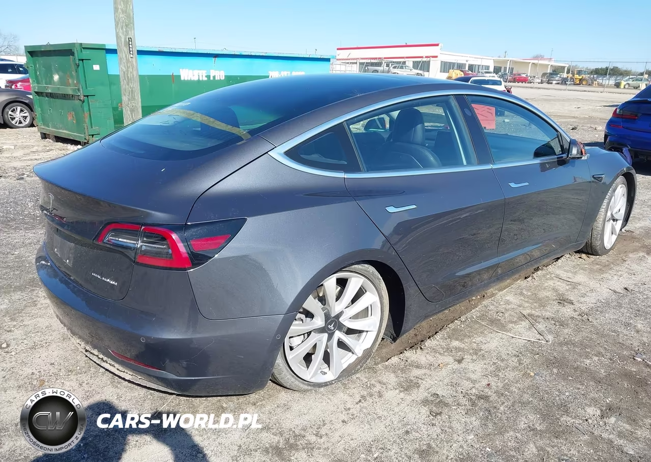 2018 Tesla Model 3 Long Range-Performance VIN:5YJ3E1EBXJF064077 - 4