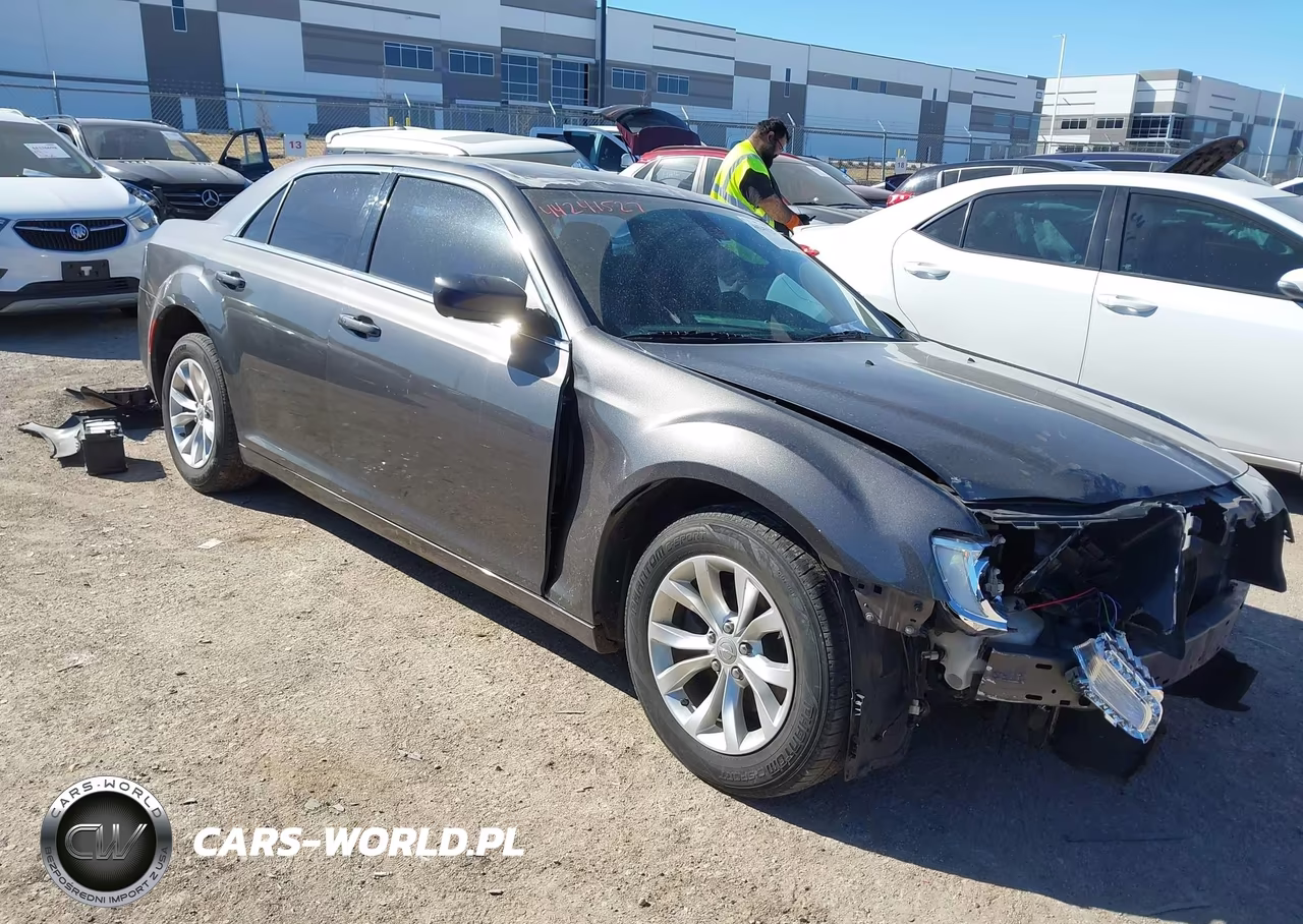 2015 Chrysler 300 Limited