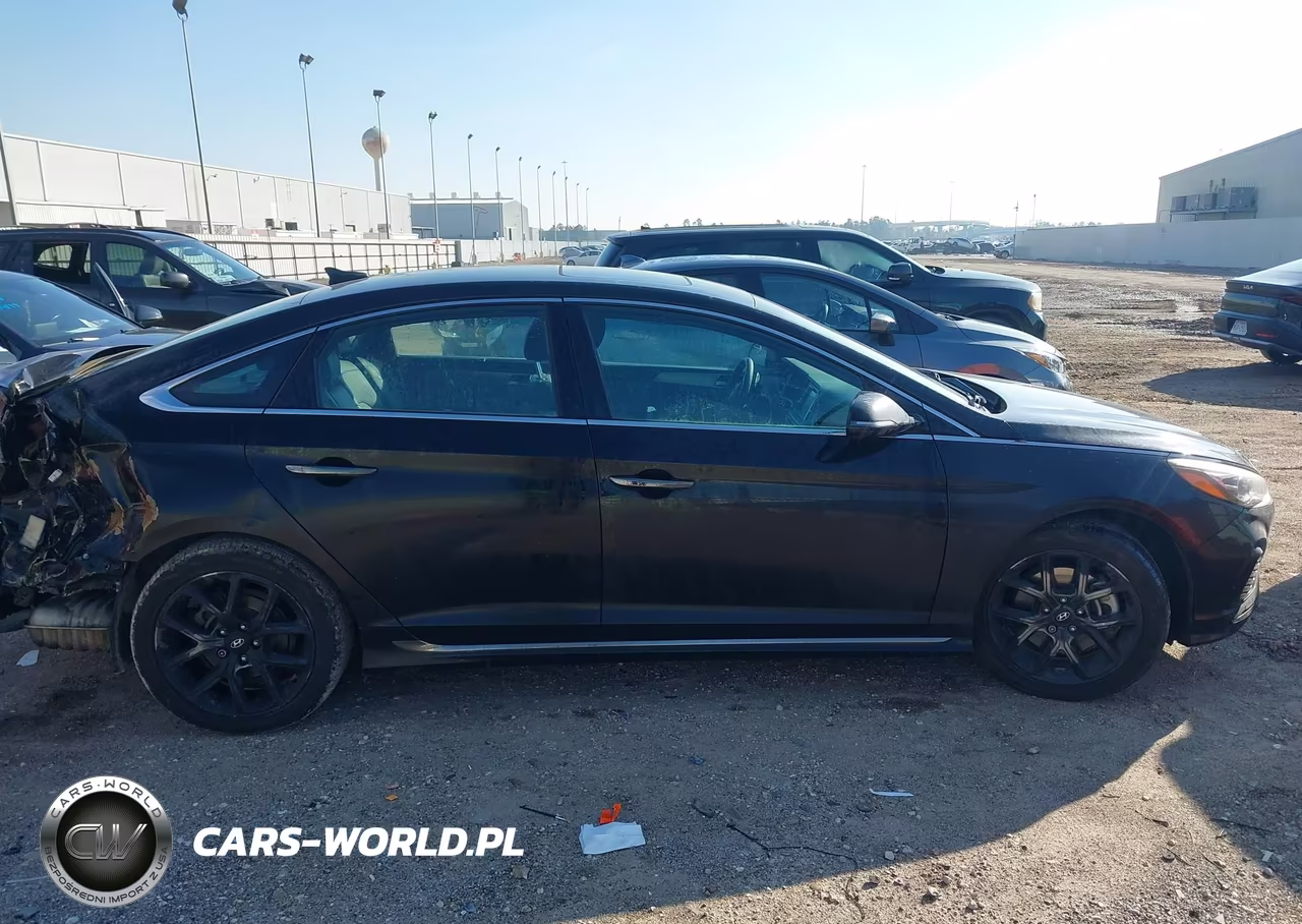 2018 Hyundai Sonata Limited 2.0T VIN:5NPE34AB2JH668326 - 13