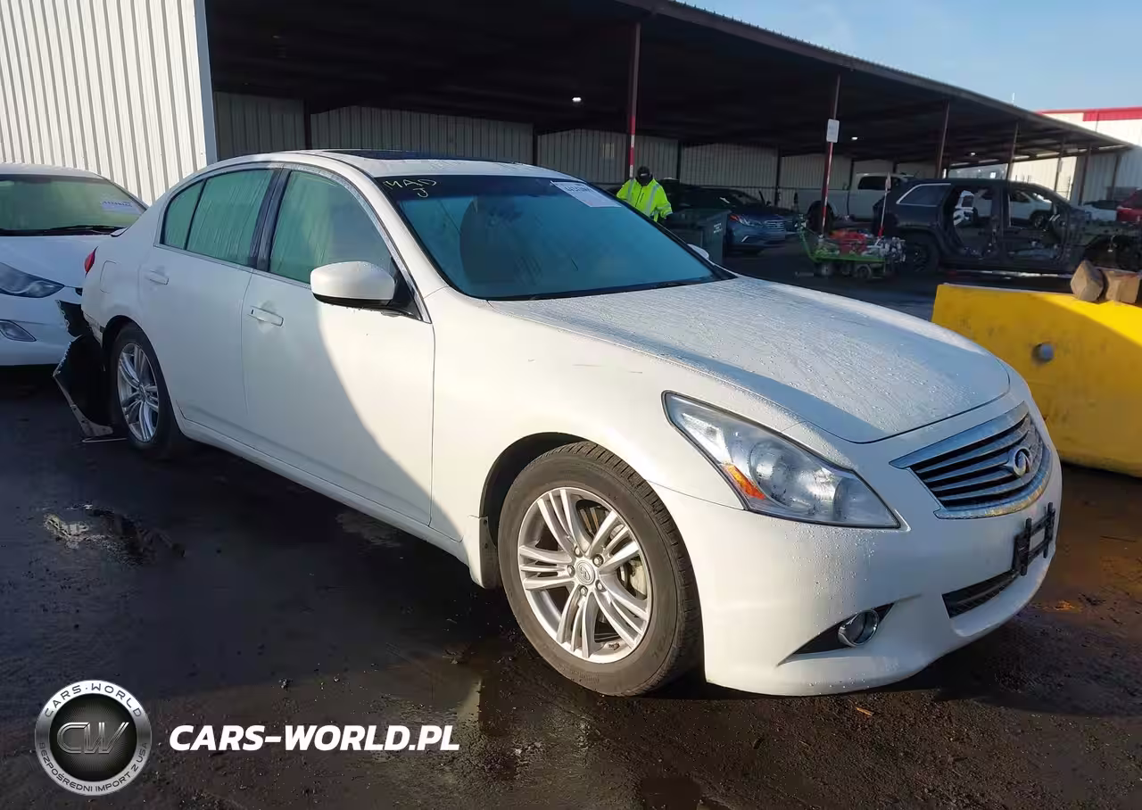 2013 Infiniti G37 Journey