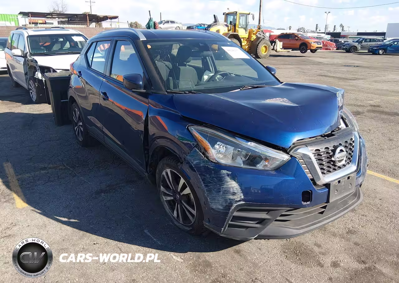 2020 Nissan Kicks Sv Xtronic Cvt