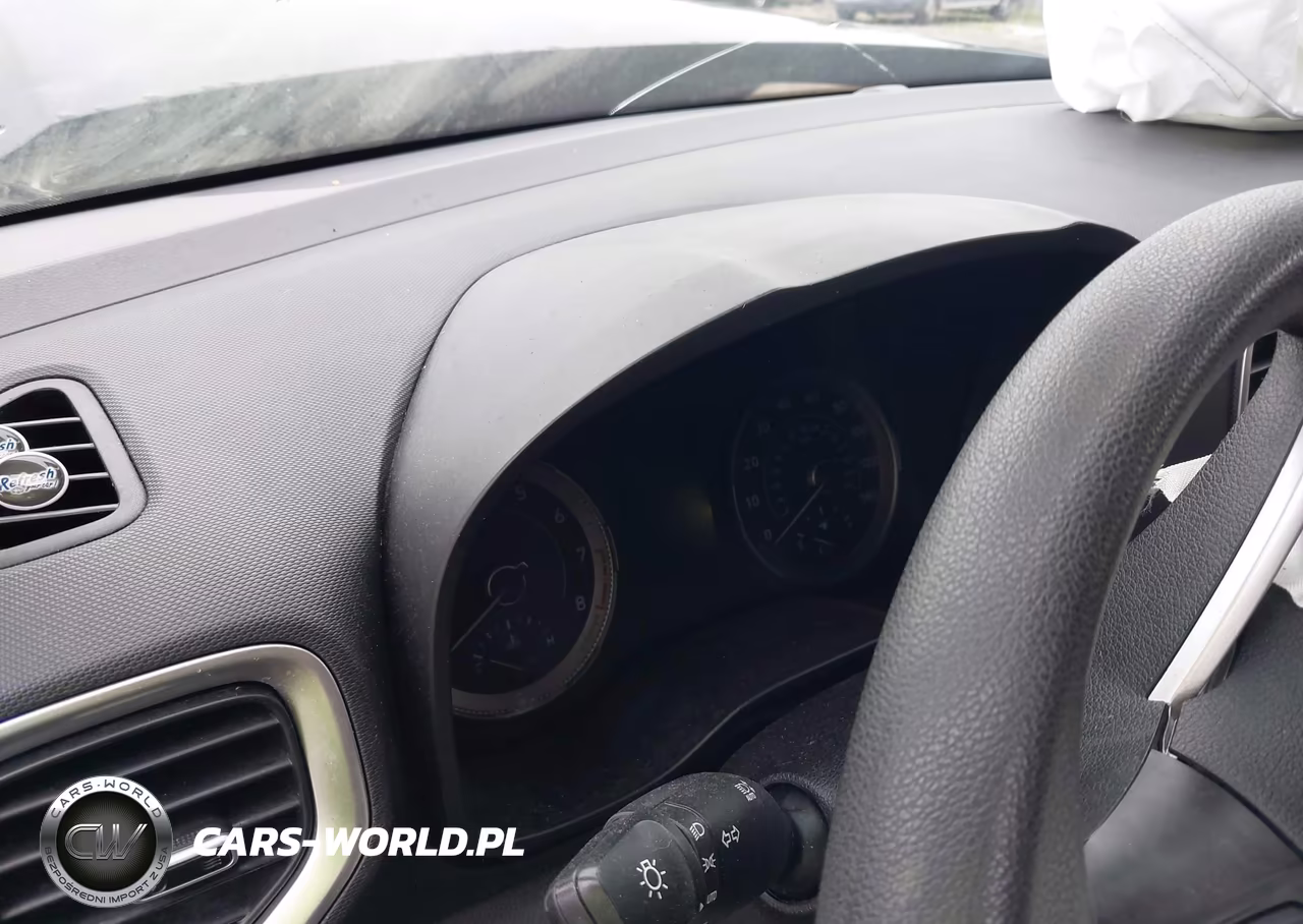 2020 Hyundai Venue Se VIN:KMHRB8A39LU014142 - 7