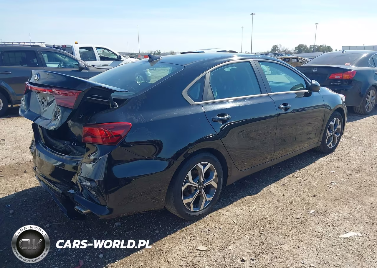 2020 Kia Forte Lxs VIN:3KPF24AD5LE243909 - 4