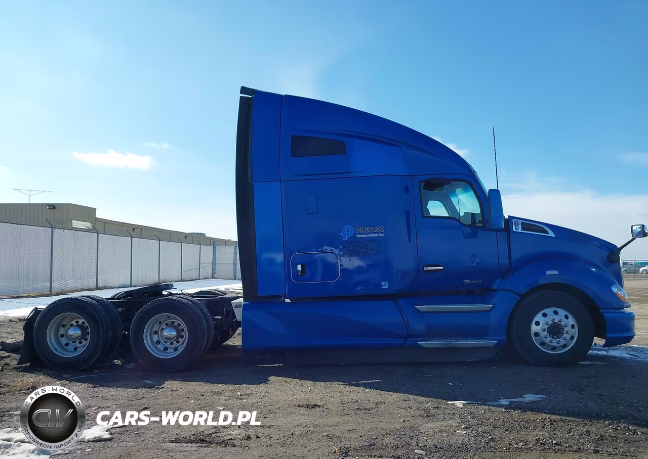 2020 Kenworth T680 VIN:1XKYD49X7LJ353739 - 13