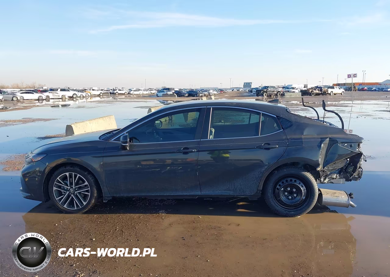 2026 Toyota Camry Xle VIN:4T1DAACK4TU221109 - 15