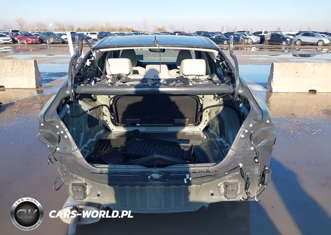 2026 Toyota Camry Xle VIN:4T1DAACK4TU221109 - 17