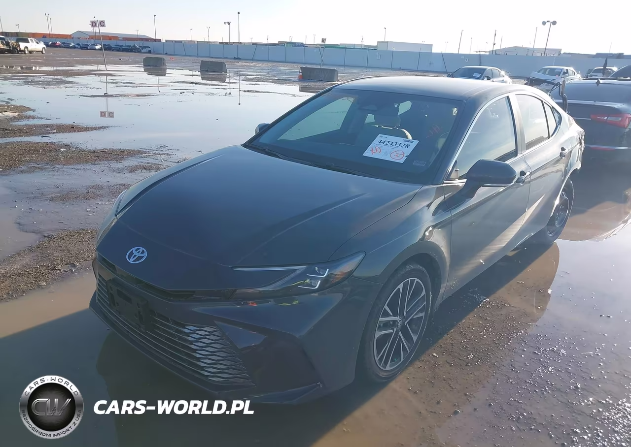 2026 Toyota Camry Xle VIN:4T1DAACK4TU221109 - 2
