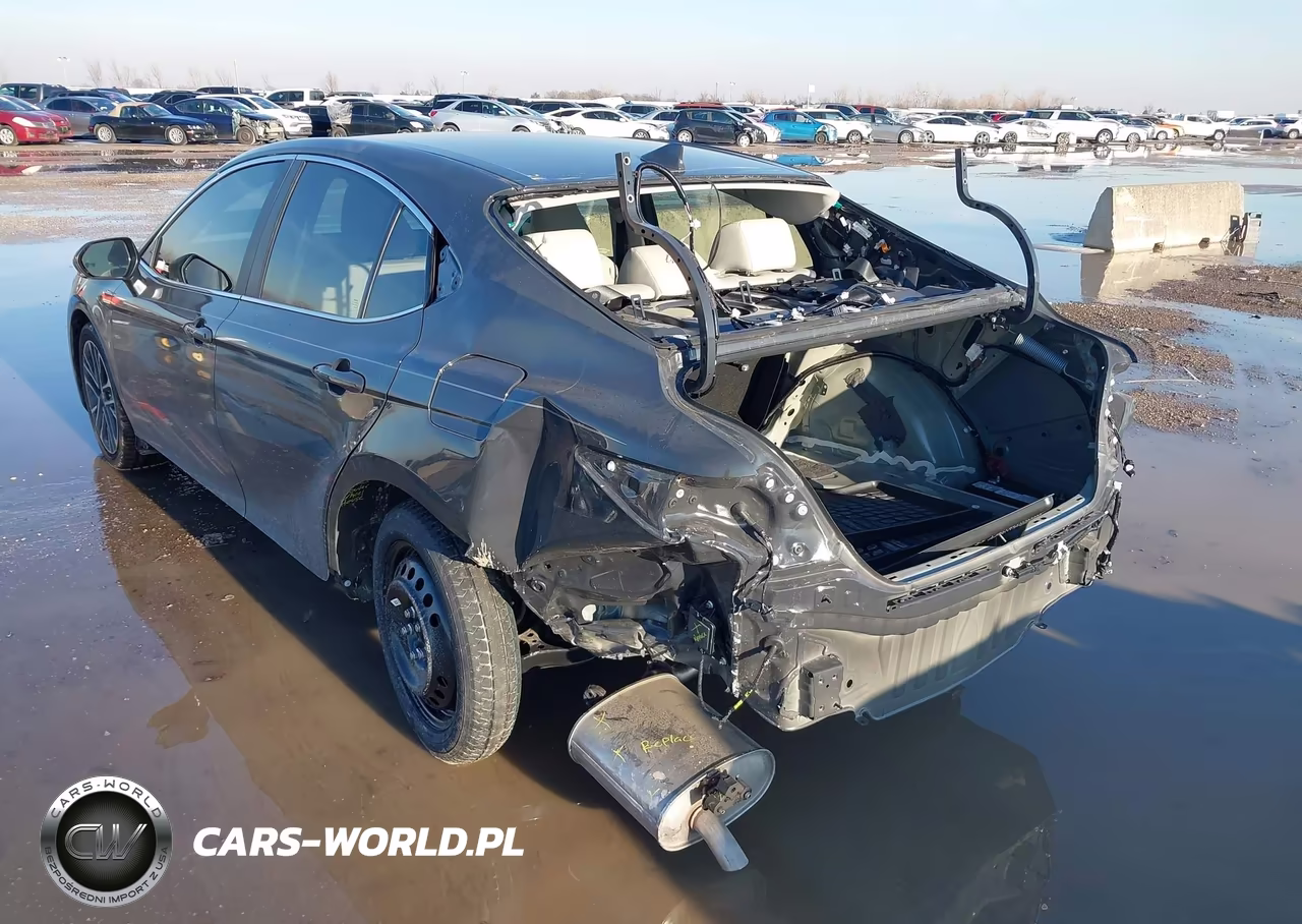 2026 Toyota Camry Xle VIN:4T1DAACK4TU221109 - 3