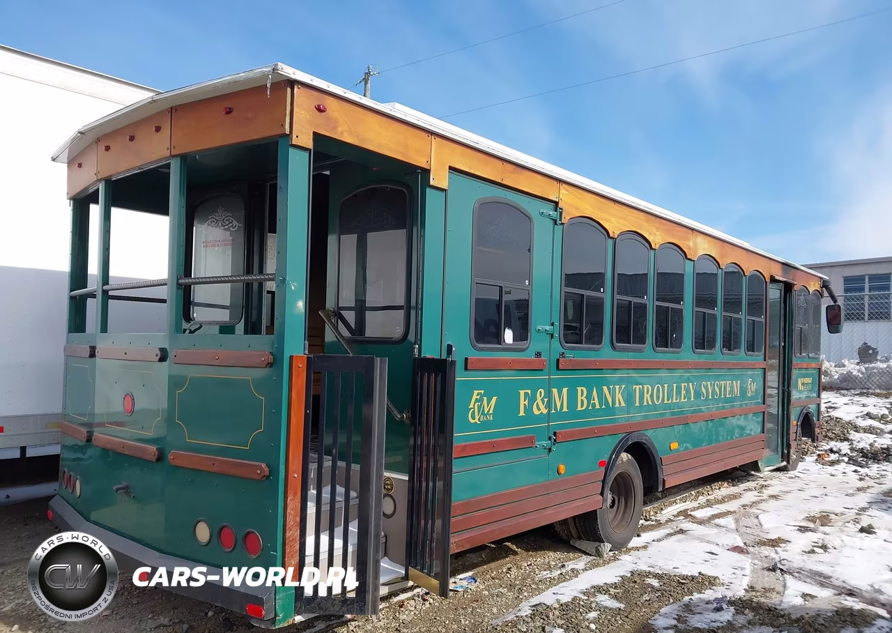 2013 Ford F53 VIN:1F66F5DY1D0A04072 - 4
