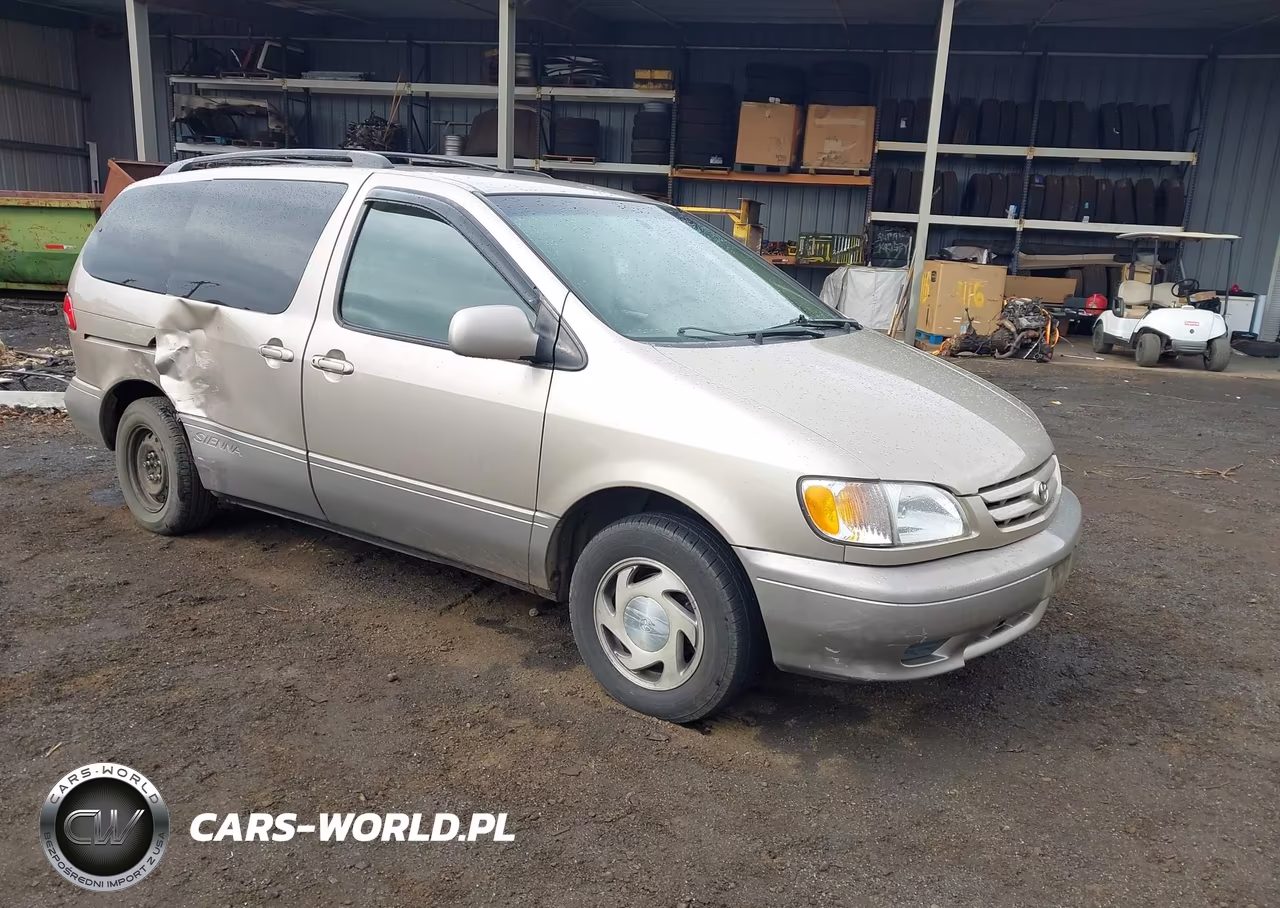 2003 Toyota Sienna Le