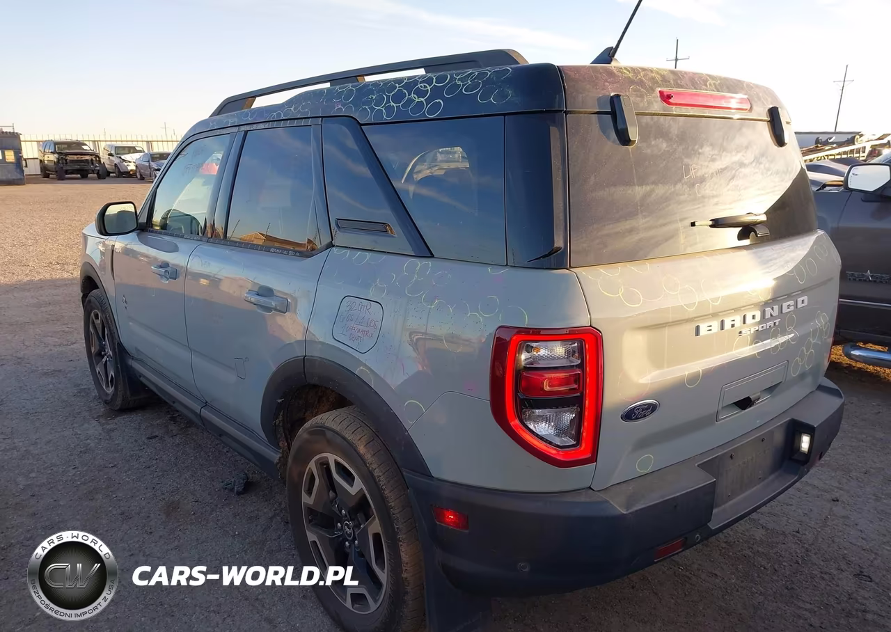 2021 Ford Bronco Sport Outer Banks VIN:3FMCR9C62MRA31792 - 3