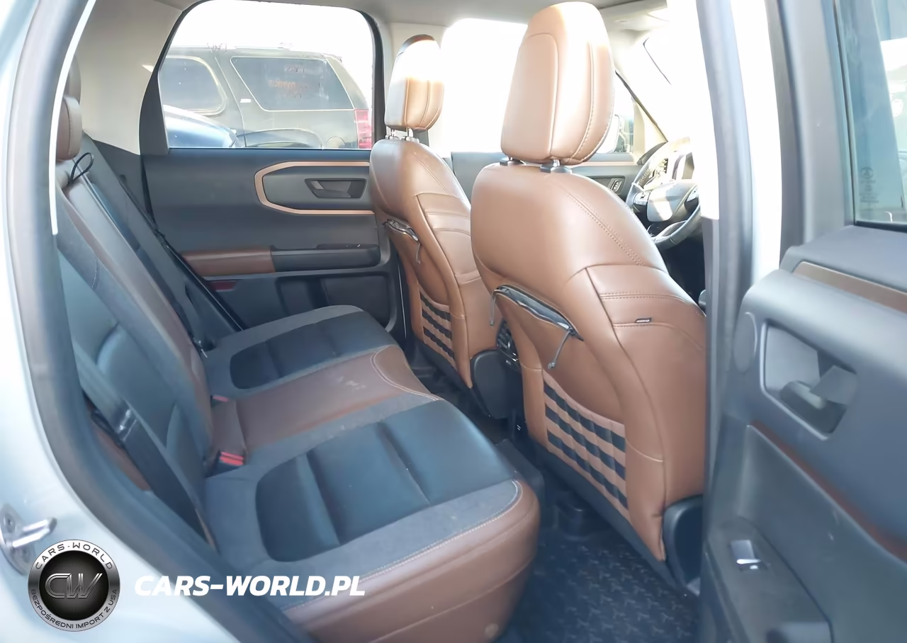 2021 Ford Bronco Sport Outer Banks VIN:3FMCR9C62MRA31792 - 8