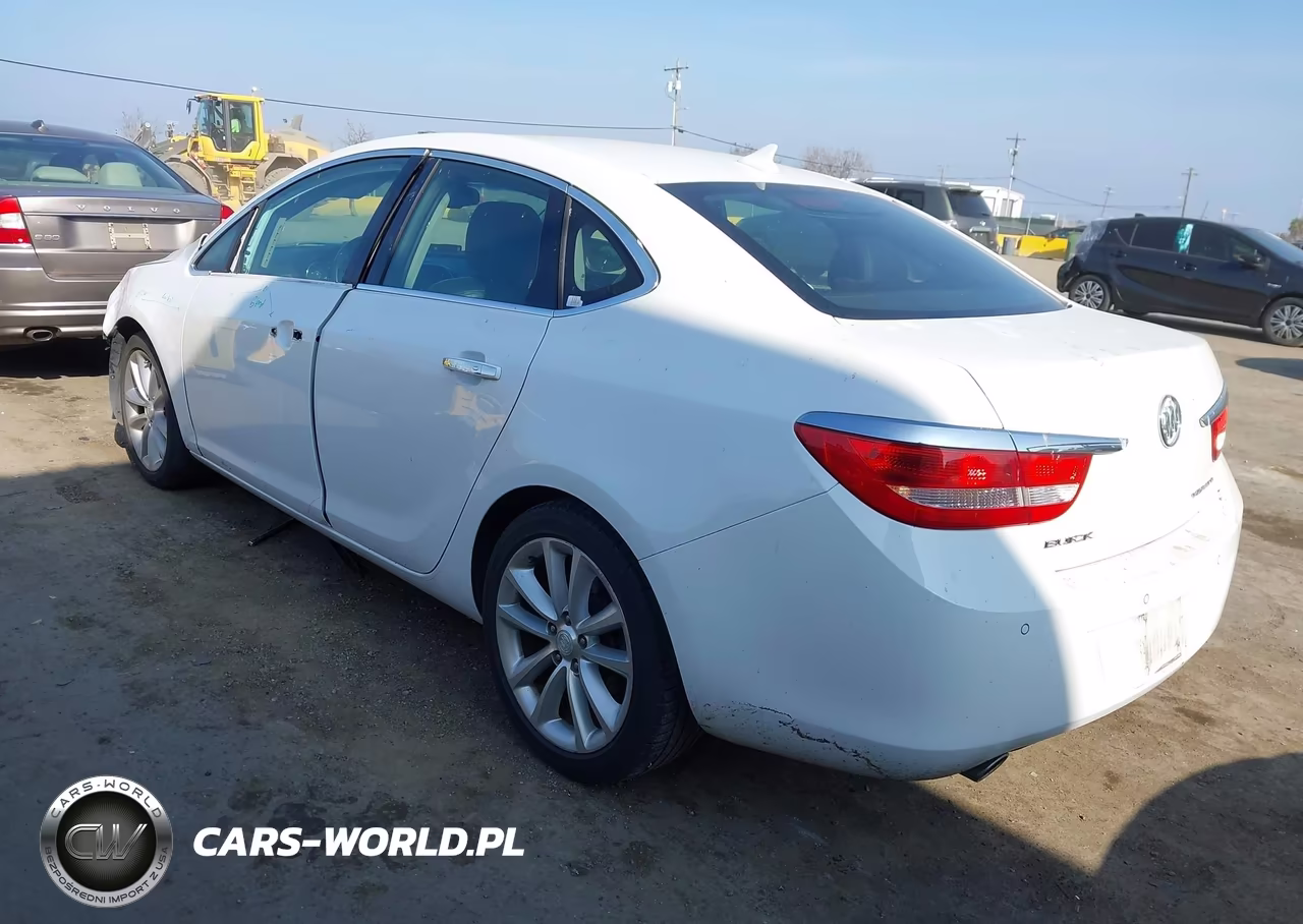 2013 Buick Verano Leather Group VIN:1G4PS5SK8D4203135 - 3