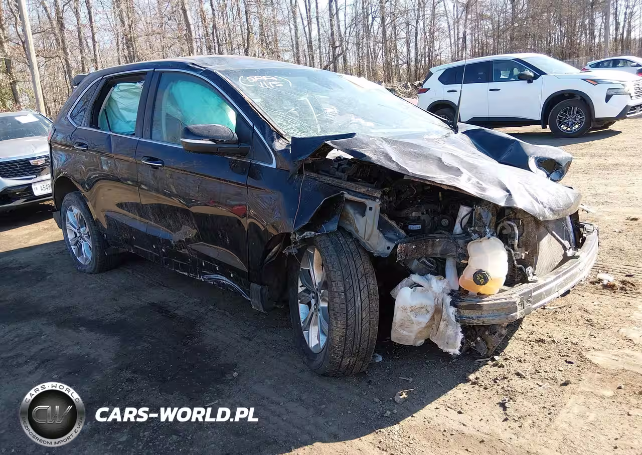 2024 Ford Edge Titanium