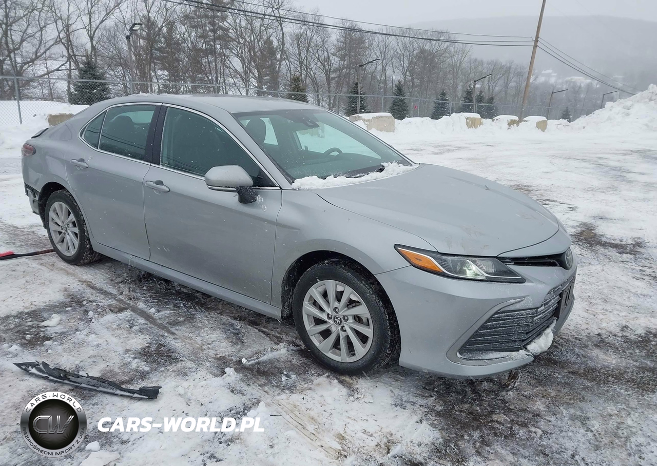 2024 Toyota Camry Le