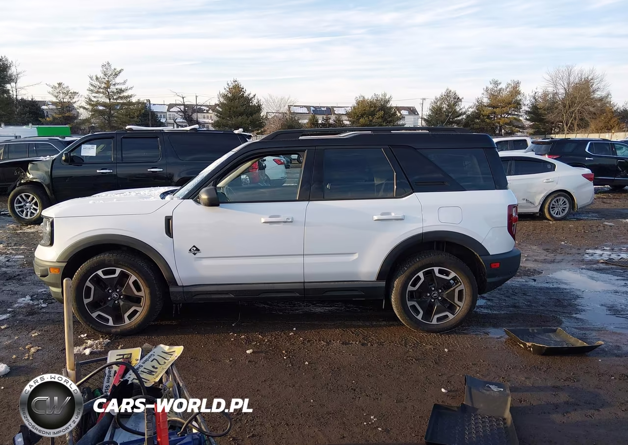 2021 Ford Bronco Sport Outer Banks VIN:3FMCR9C68MRA60696 - 14