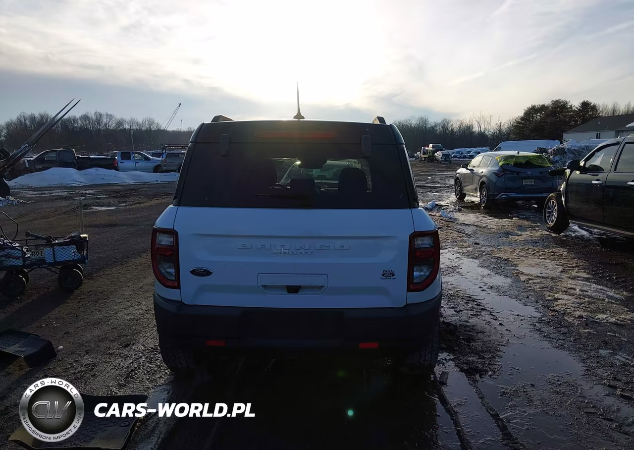 2021 Ford Bronco Sport Outer Banks VIN:3FMCR9C68MRA60696 - 16