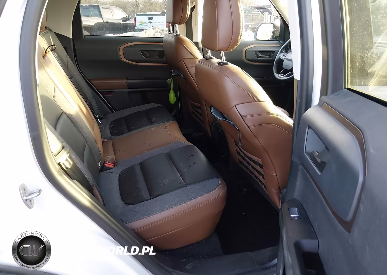 2021 Ford Bronco Sport Outer Banks VIN:3FMCR9C68MRA60696 - 8