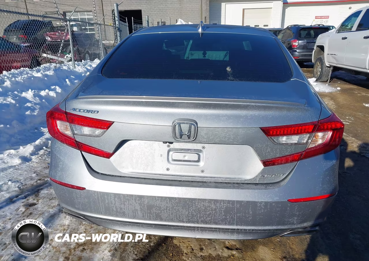2018 Honda Accord Sport VIN:1HGCV1F32JA202972 - 16