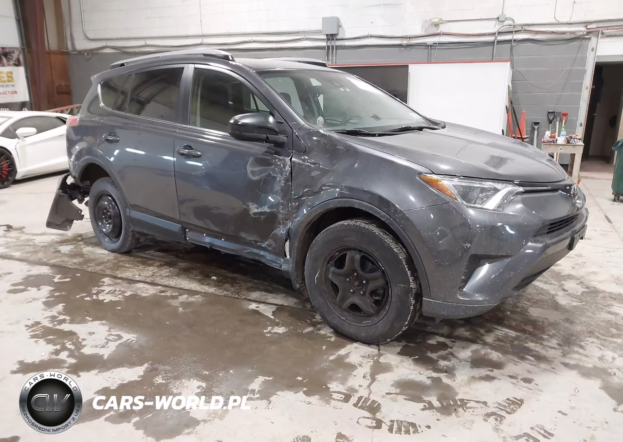 2017 Toyota Rav4 Le – zdjęcie 1 z 18