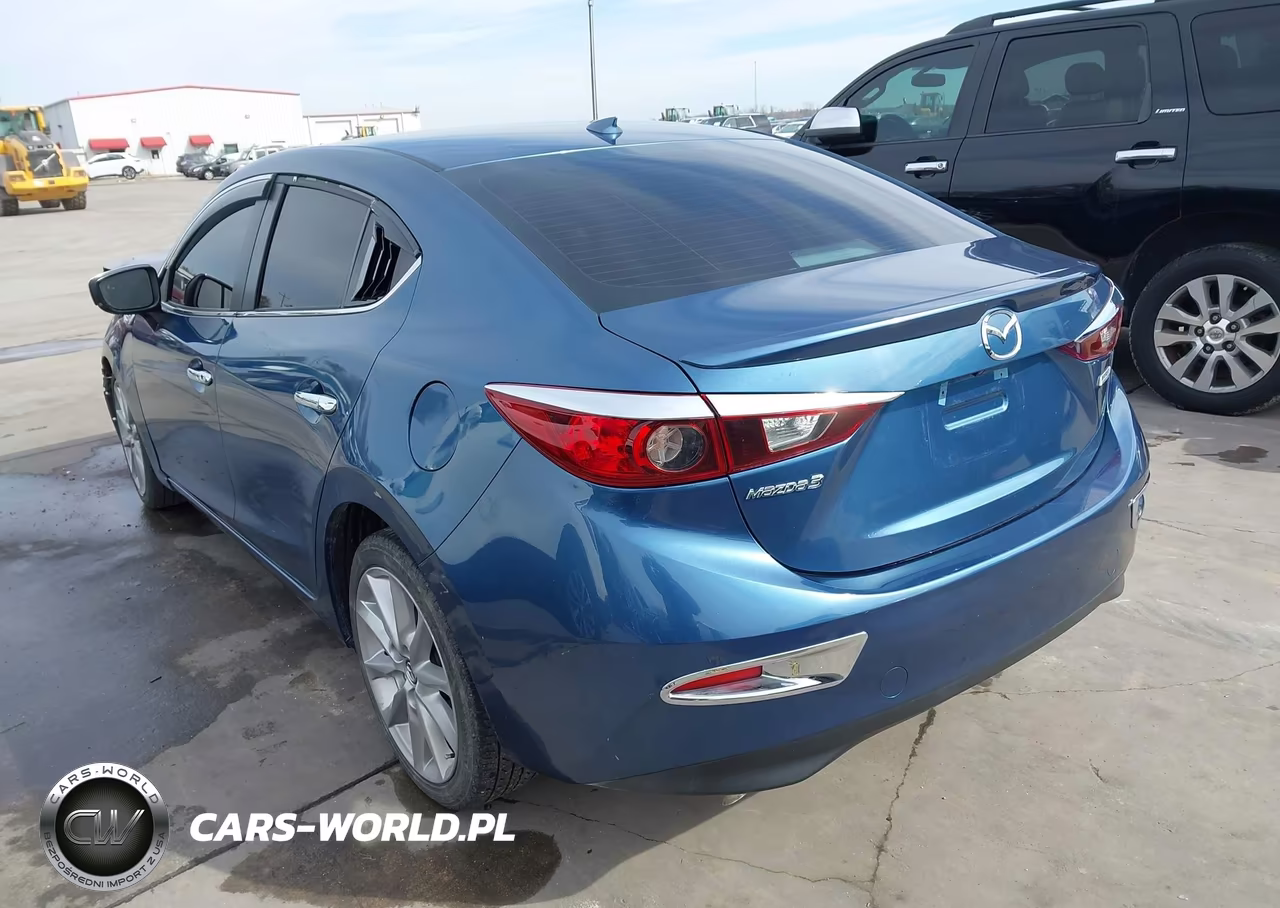 2017 Mazda Mazda3 Touring VIN:3MZBN1V74HM123487 - 3