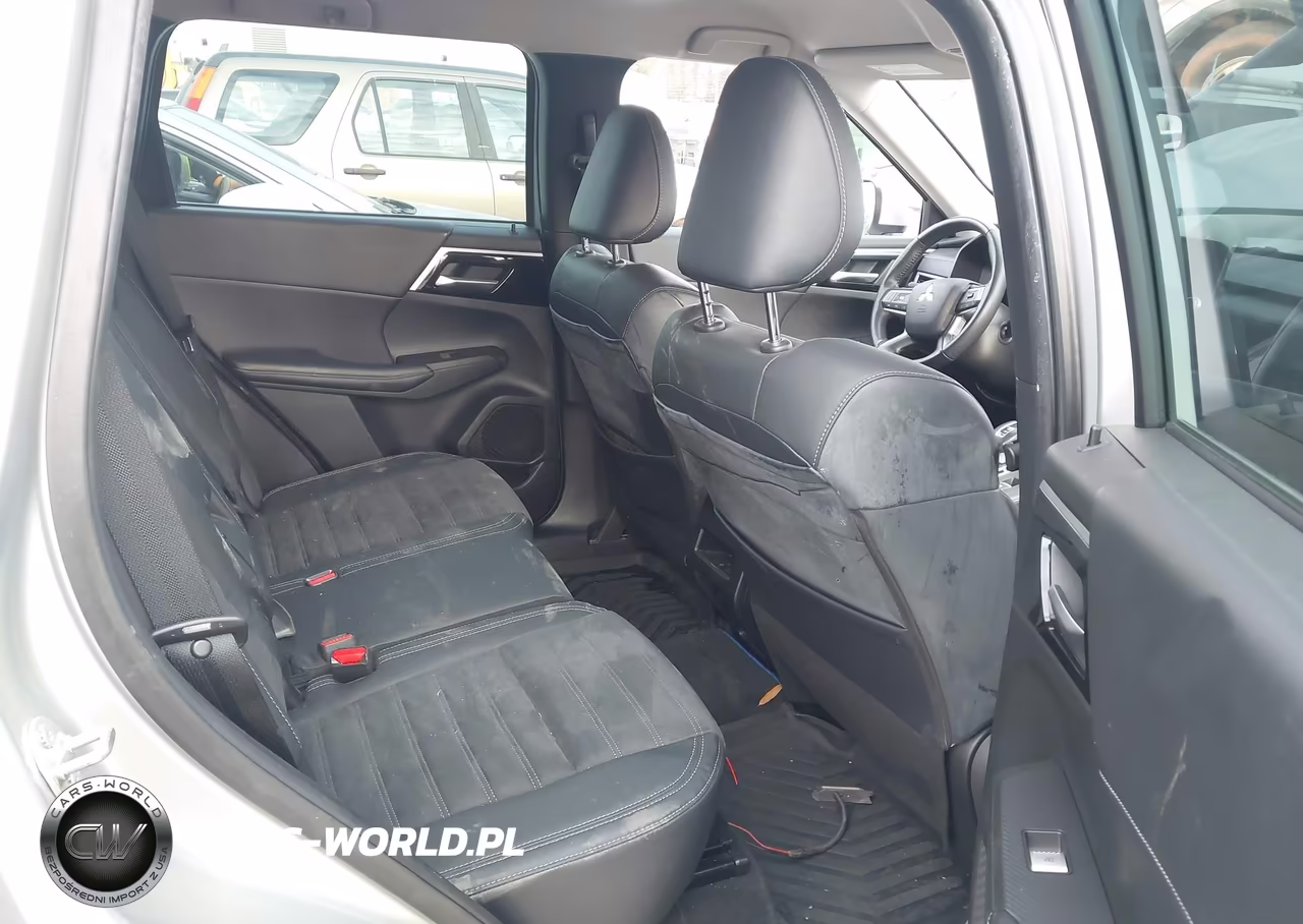2023 Mitsubishi Outlander Phev VIN:JA4T5UA92PZ033679 - 8