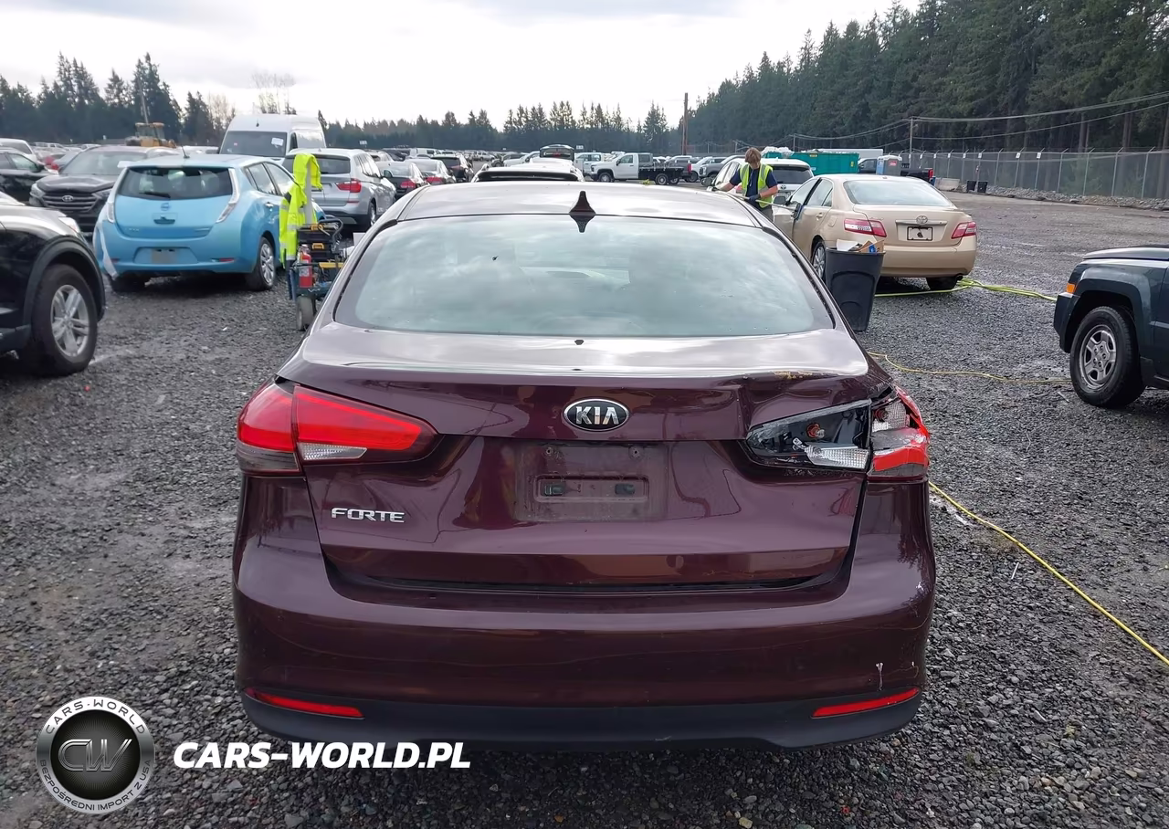2017 Kia Forte Lx VIN:3KPFL4A70HE075336 - 16