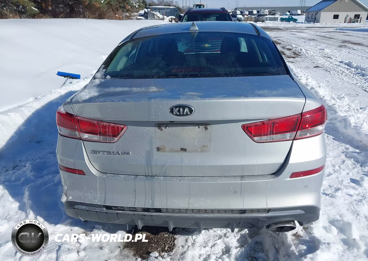 2019 Kia Optima Lx VIN:5XXGT4L34KG348579 - 17