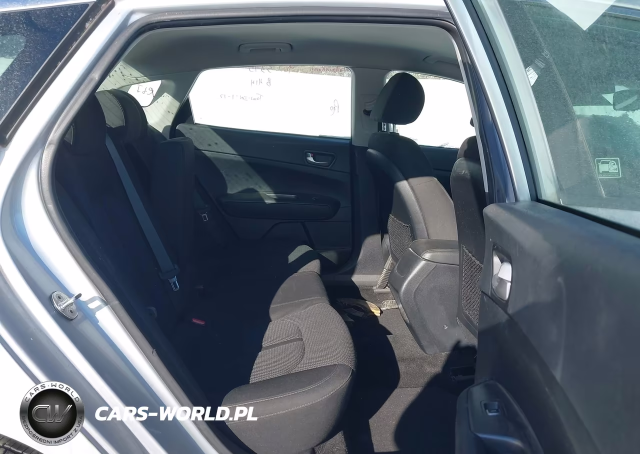 2019 Kia Optima Lx VIN:5XXGT4L34KG348579 - 8
