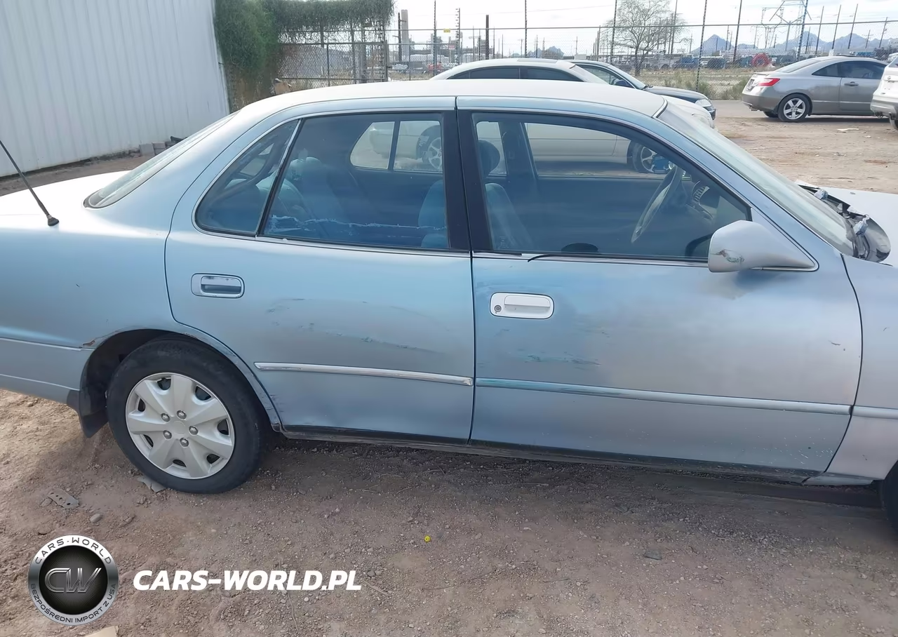 1993 Toyota Camry Le VIN:4T1VK12E5PU098942 - 11