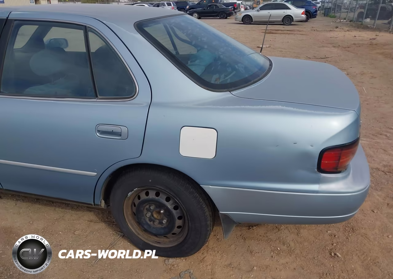 1993 Toyota Camry Le VIN:4T1VK12E5PU098942 - 13