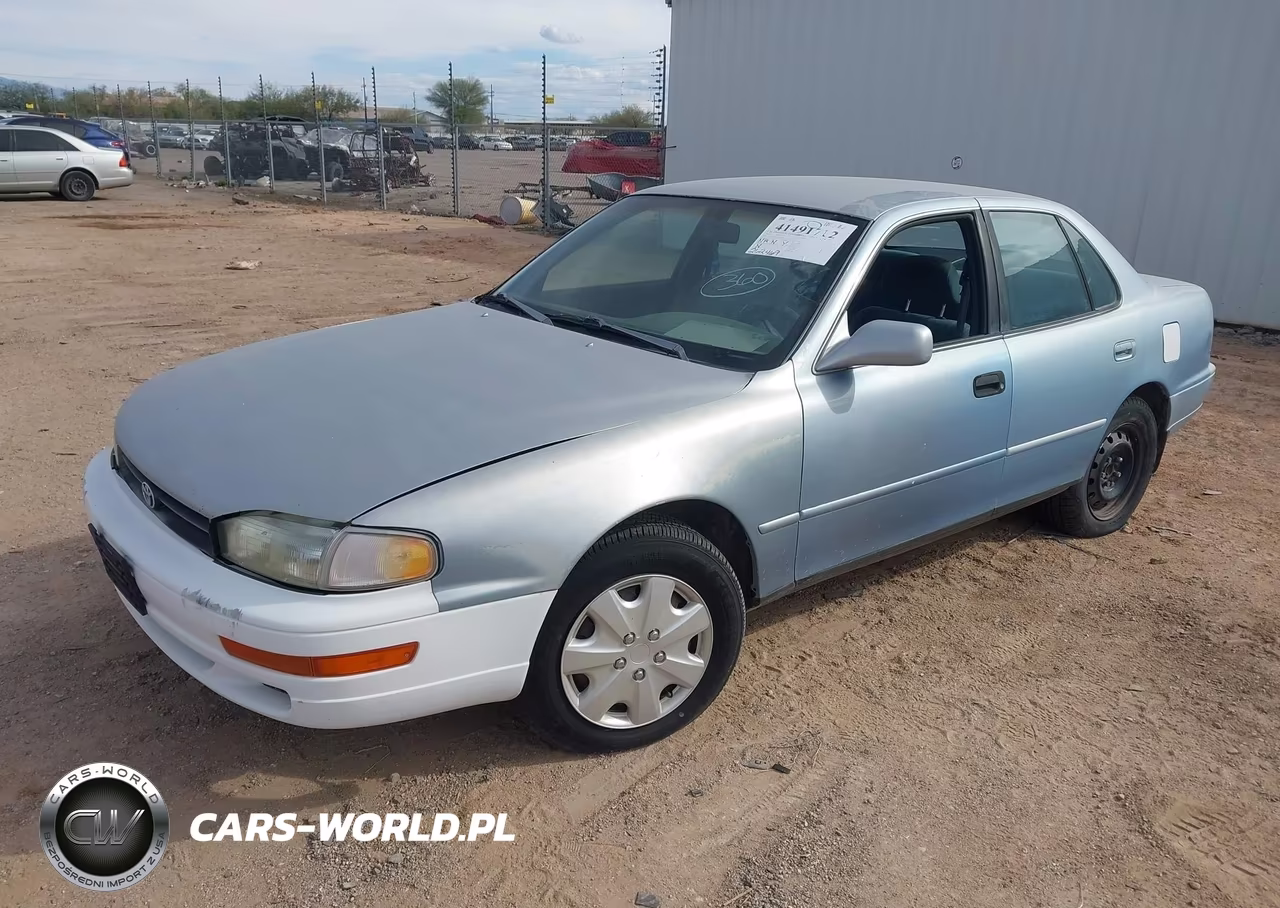 1993 Toyota Camry Le VIN:4T1VK12E5PU098942 - 2