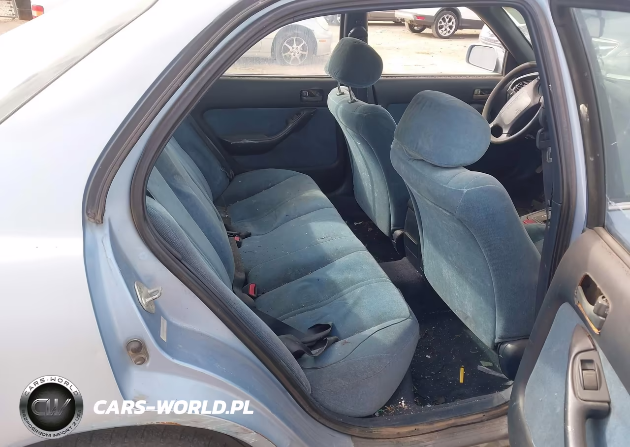 1993 Toyota Camry Le VIN:4T1VK12E5PU098942 - 8
