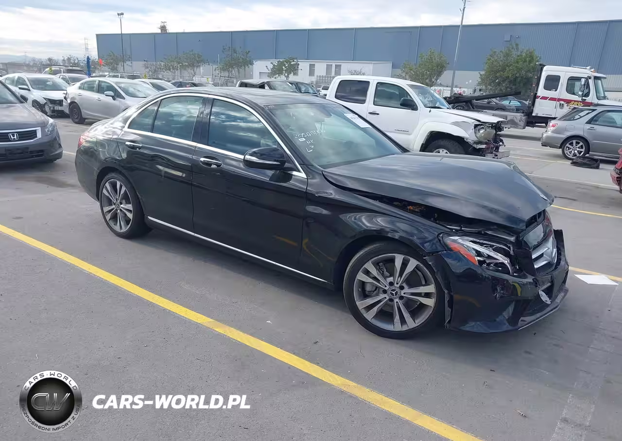 2019 Mercedes-Benz C 300