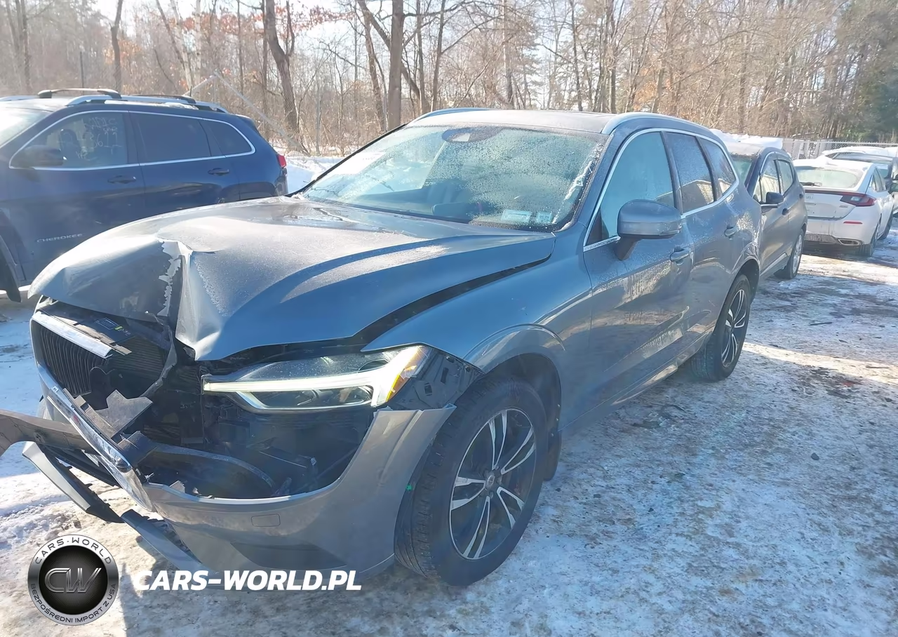 2018 Volvo Xc60 T6 Momentum VIN:YV4A22RK2J1022010 - 2