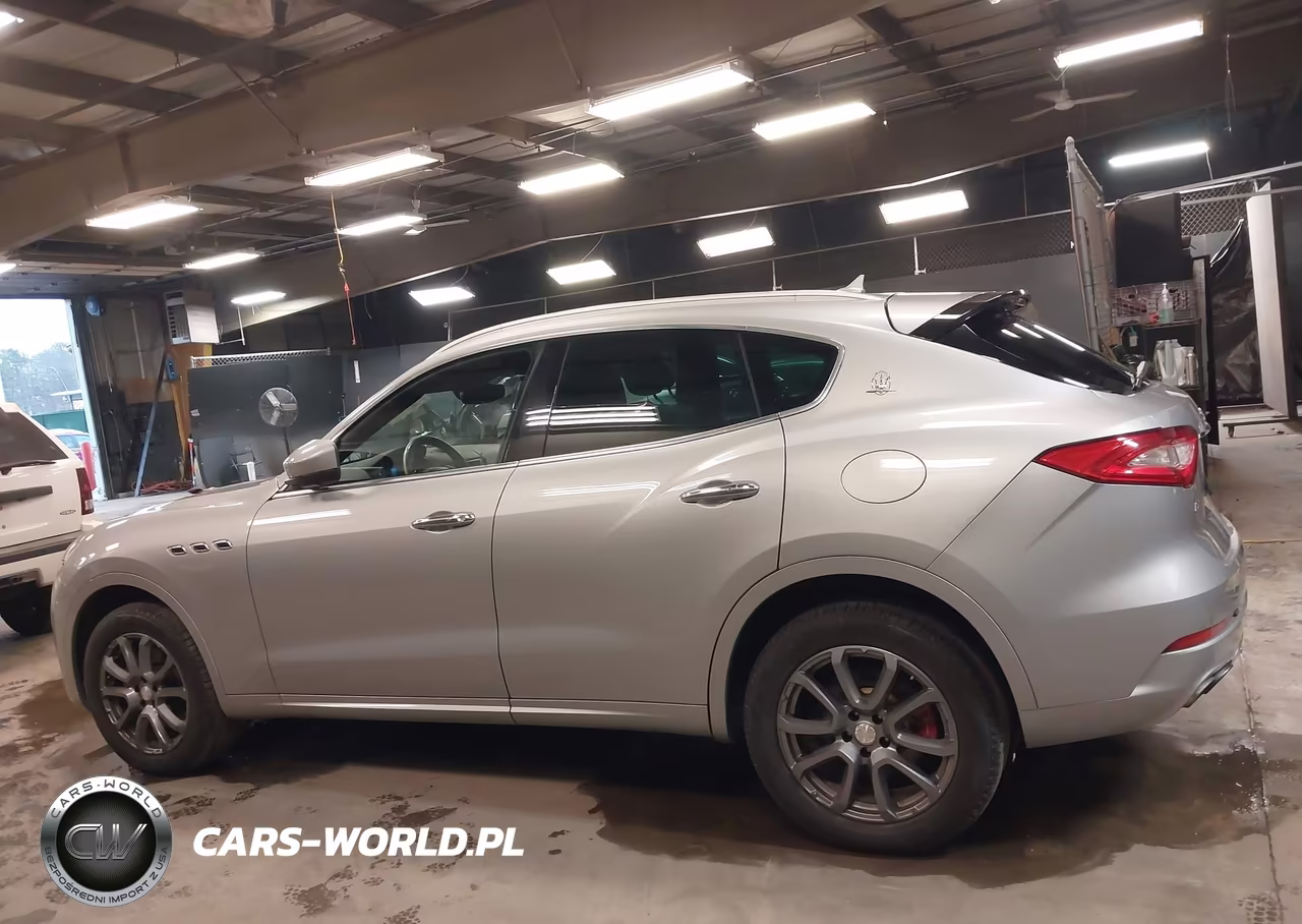 2017 Maserati Levante VIN:ZN661XUL8HX257865 - 14