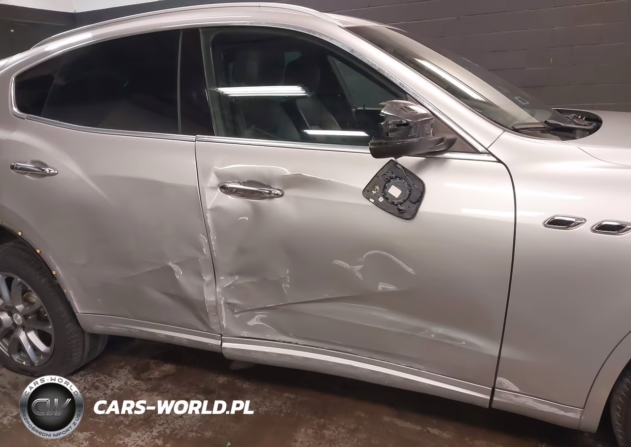 2017 Maserati Levante VIN:ZN661XUL8HX257865 - 6