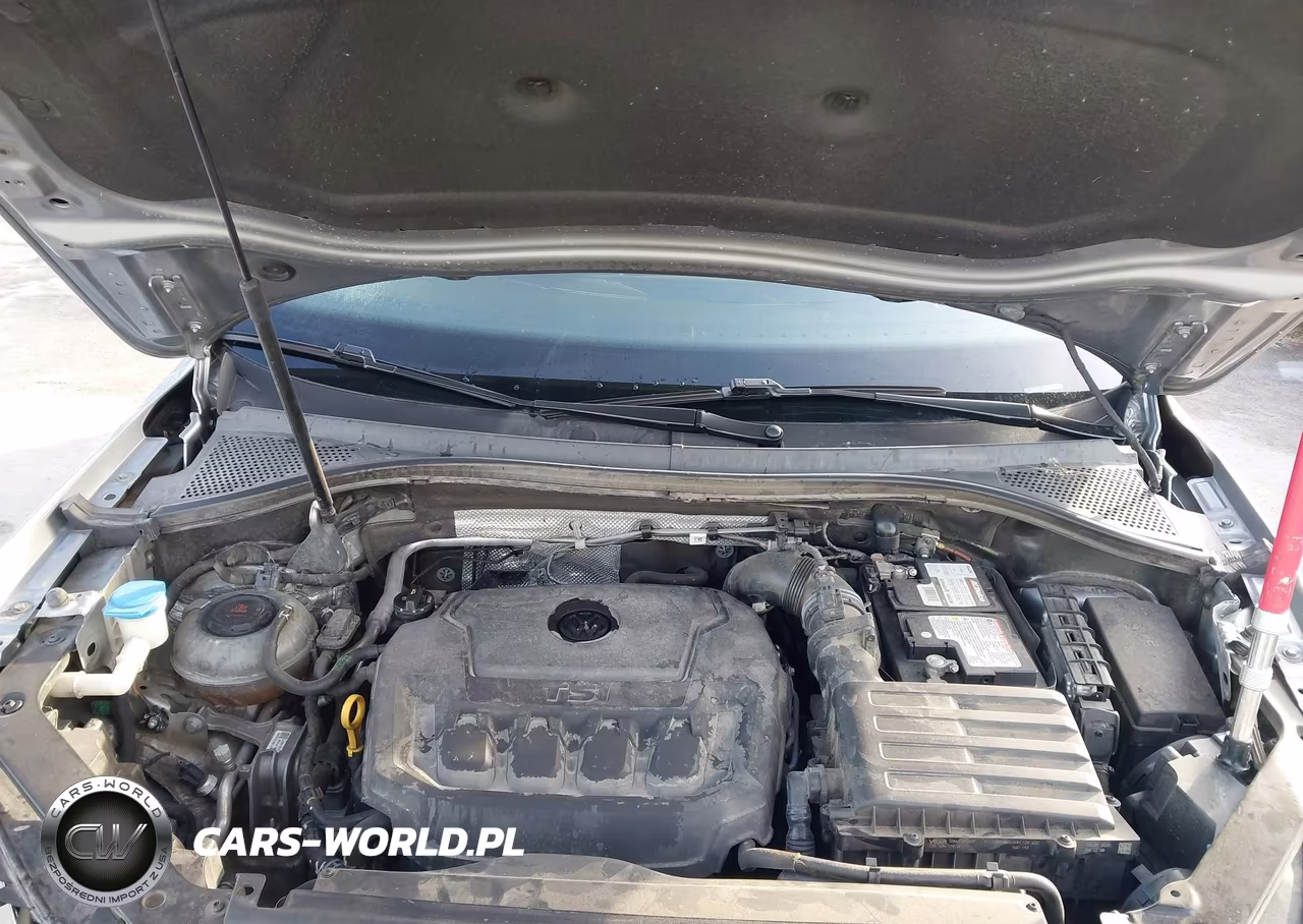 2020 Volkswagen Tiguan VIN:3VV2B7AX1LM163475 - 10