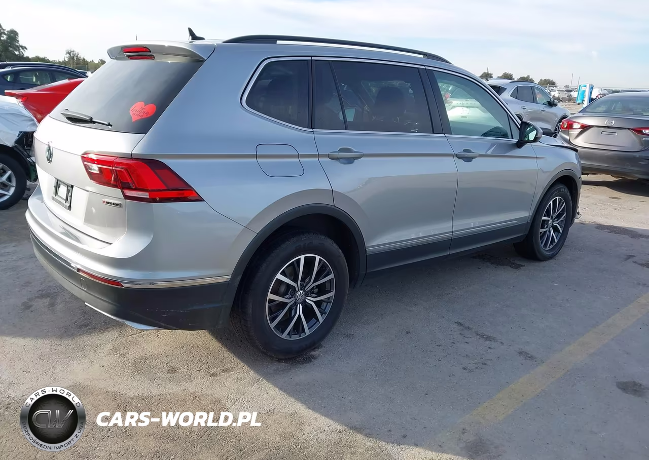 2020 Volkswagen Tiguan VIN:3VV2B7AX1LM163475 - 4