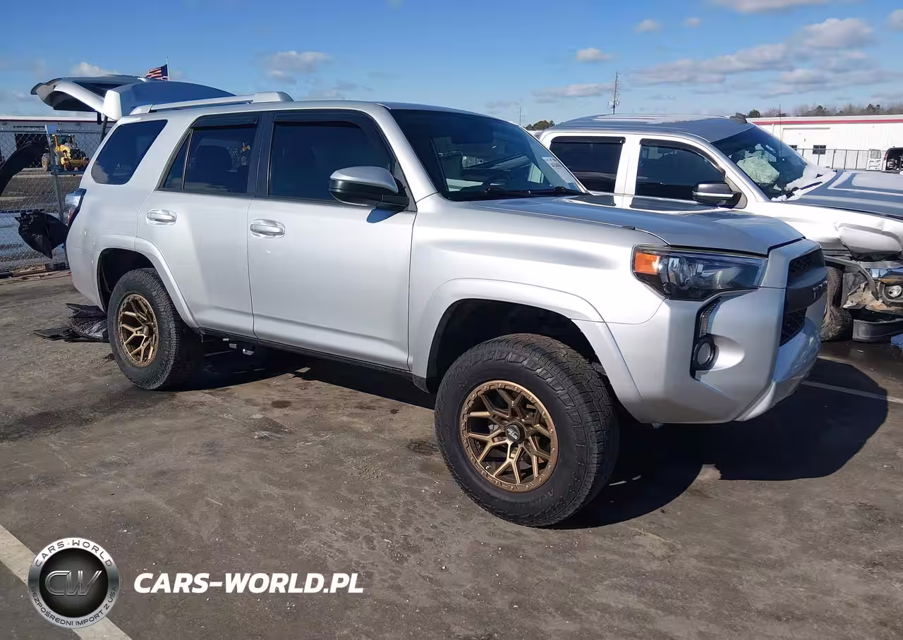 2018 Toyota 4Runner Sr5