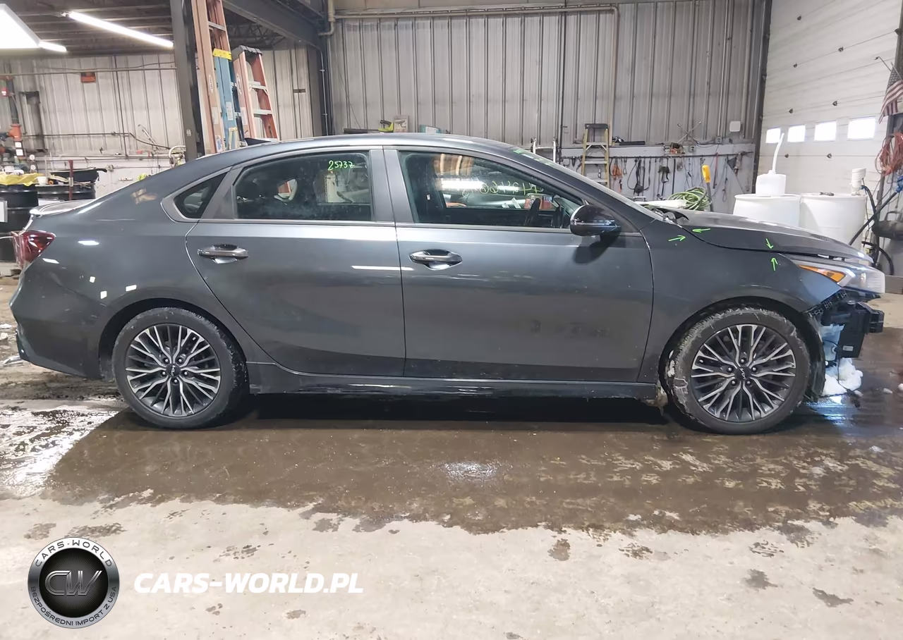 2023 Kia Forte Gt-Line VIN:3KPF54AD5PE563227 - 14