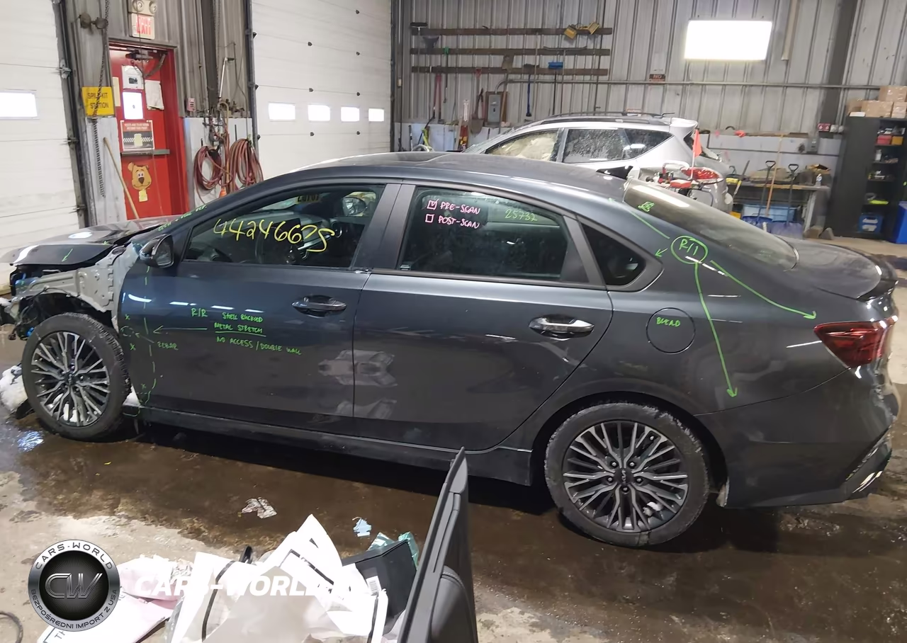 2023 Kia Forte Gt-Line VIN:3KPF54AD5PE563227 - 15