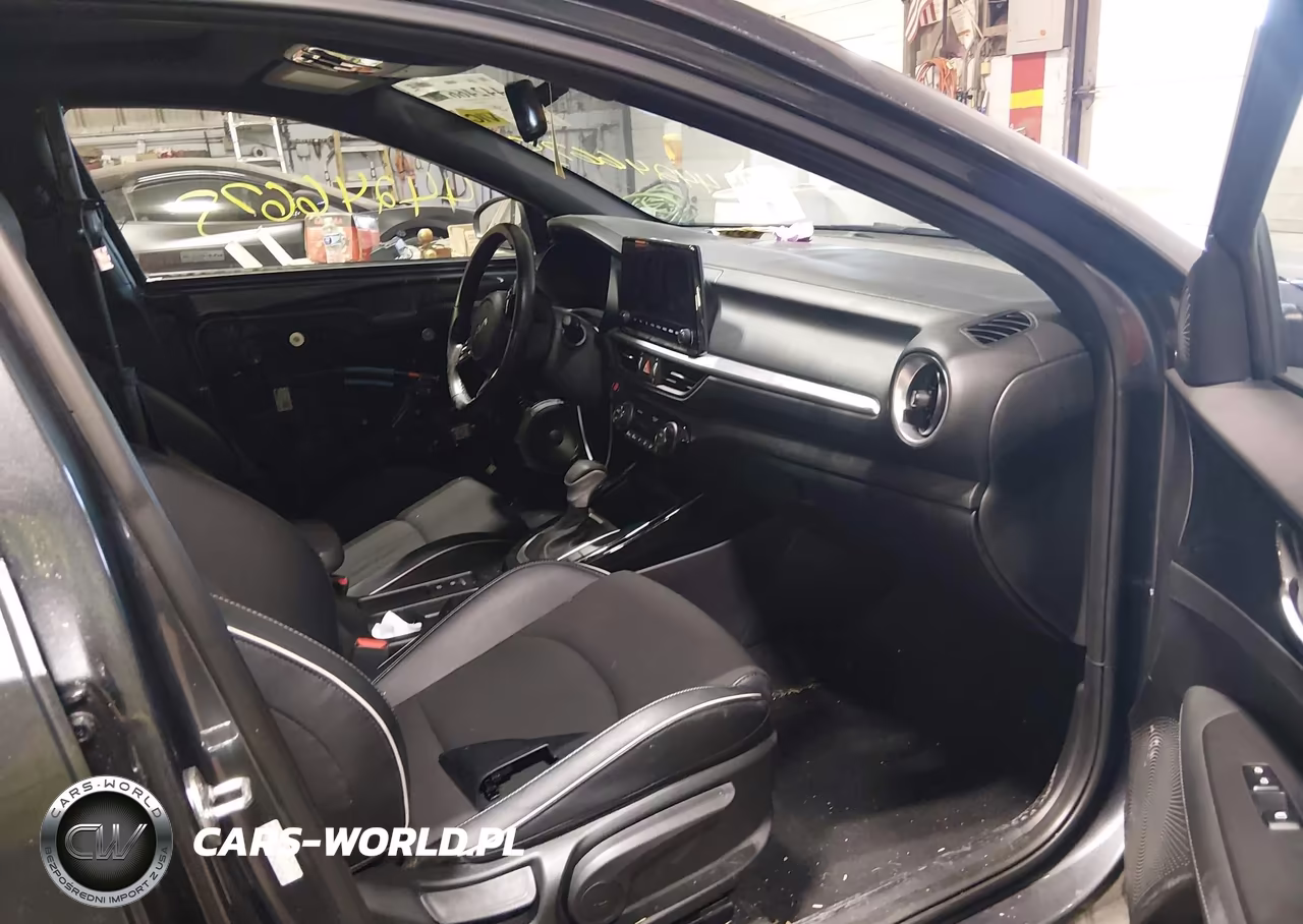 2023 Kia Forte Gt-Line VIN:3KPF54AD5PE563227 - 5