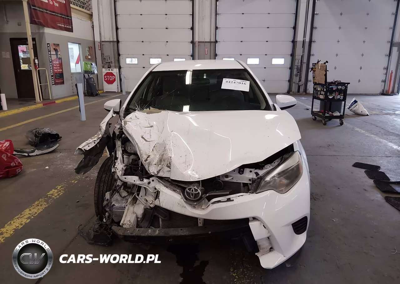 2016 Toyota Corolla Le VIN:5YFBURHE9GP478371 - 12