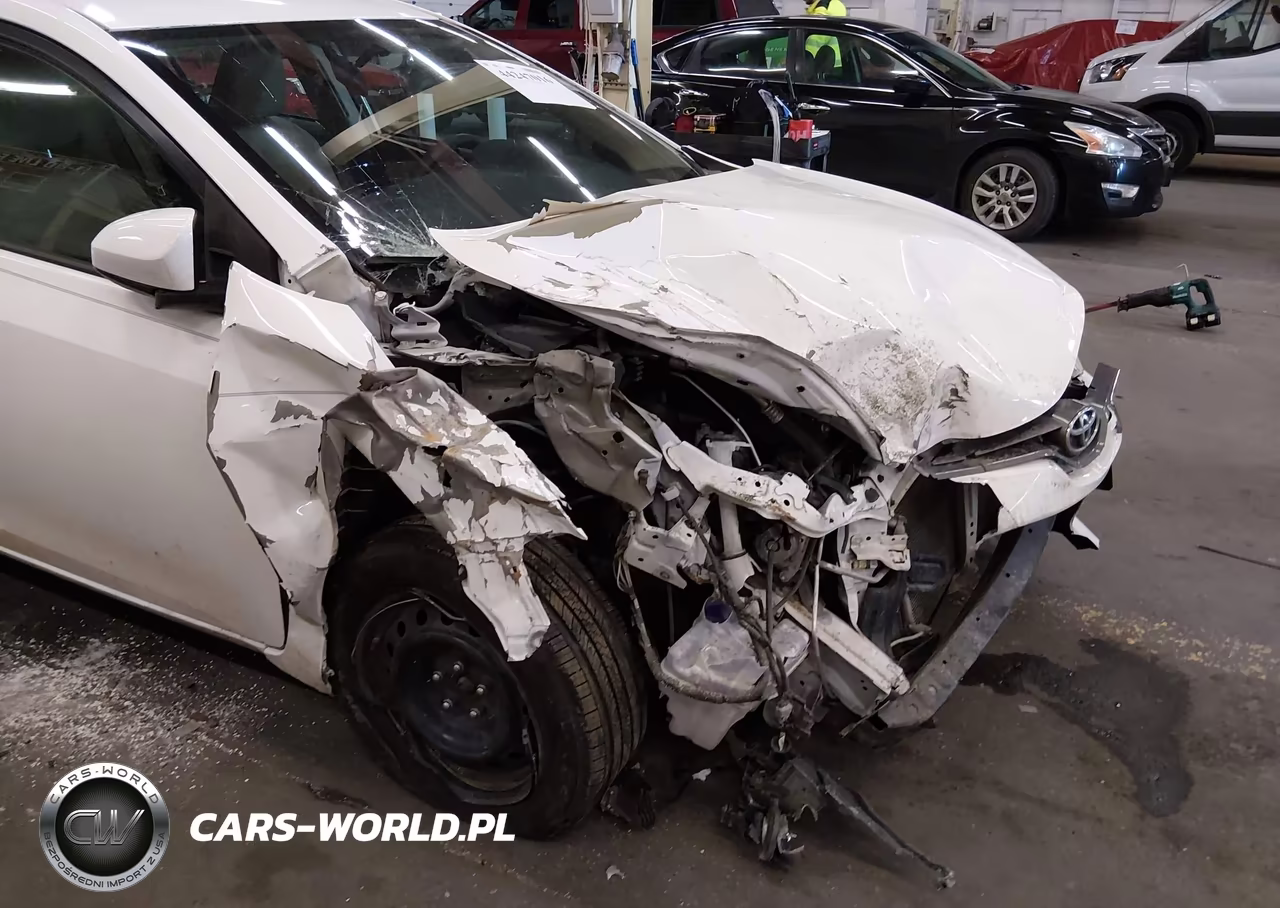2016 Toyota Corolla Le VIN:5YFBURHE9GP478371 - 6
