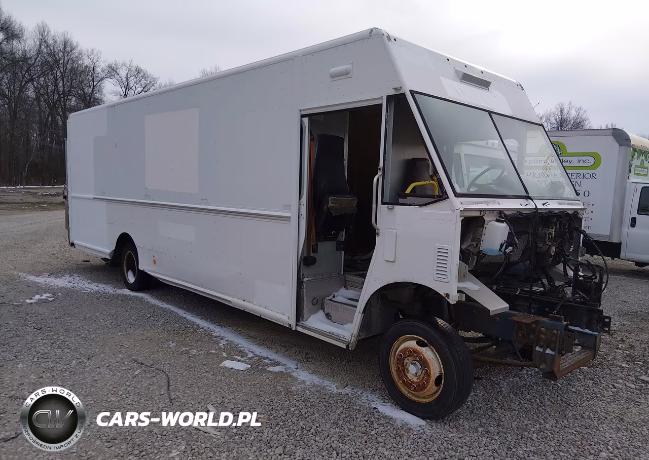 2012 Freightliner Chassis M Line Walk-In Van – zdjęcie 1 z 17
